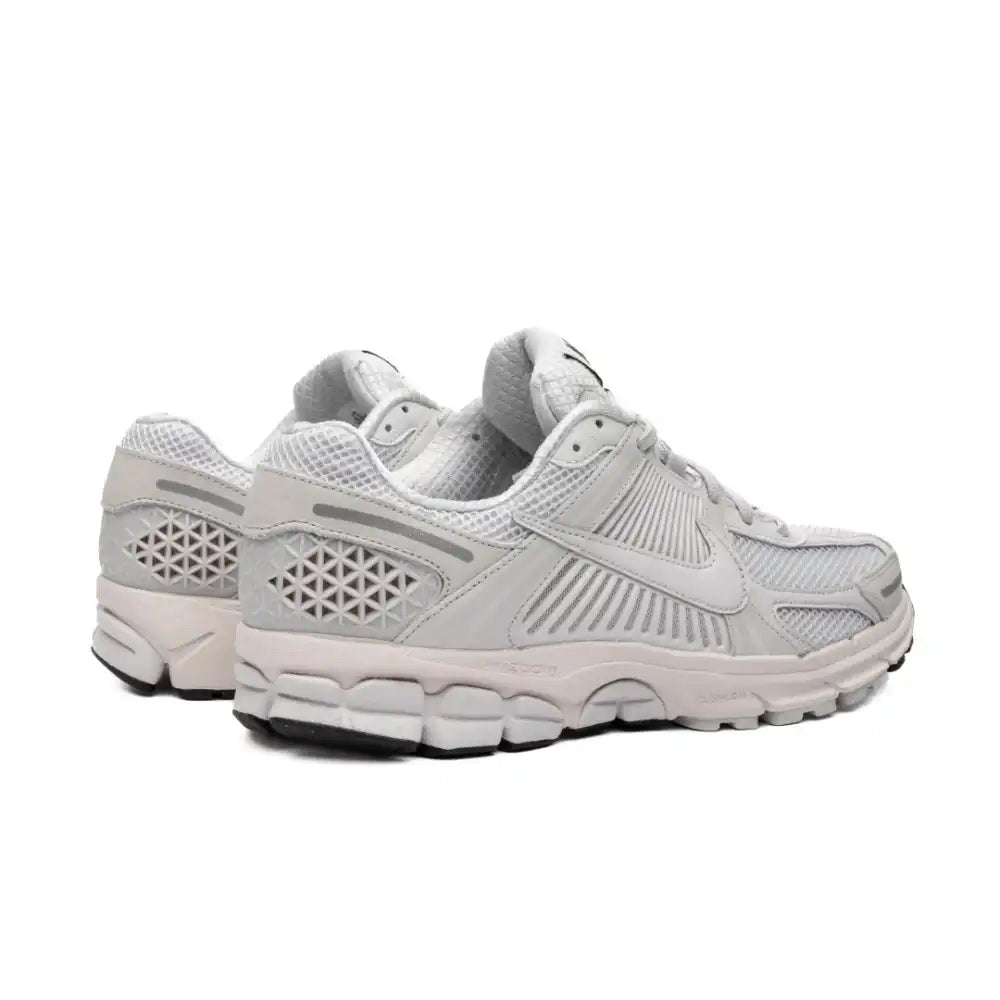 Nike Zoom Vomero 5 'Vast Grey' Cinza